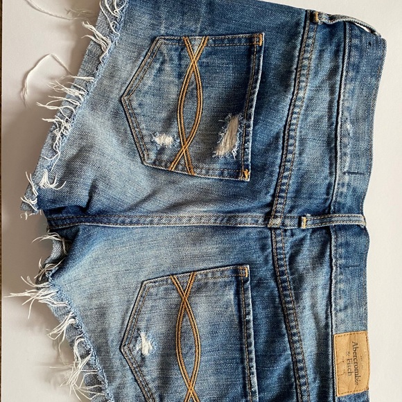 ABERCROMBIE AND FITCH JEAN HIGH WAIST SHORTS - Picture 2 of 6